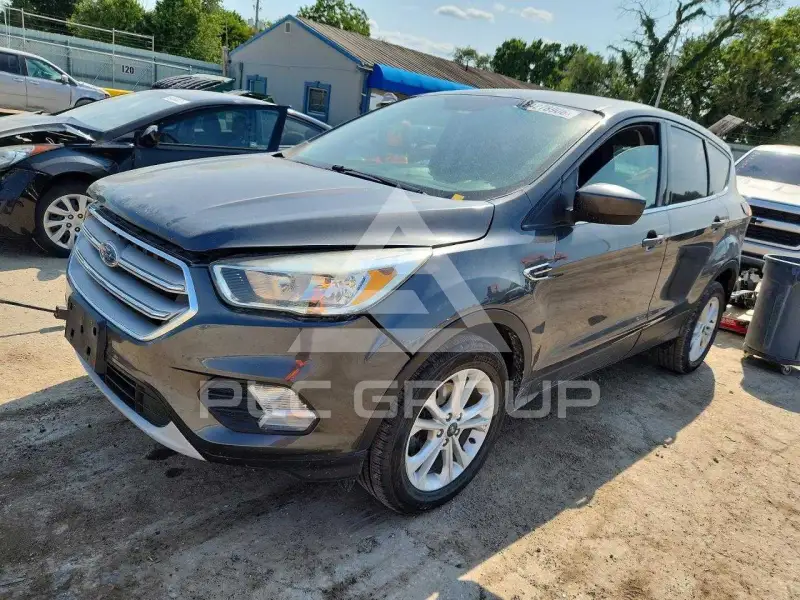 2019 Ford ESCAPE photo