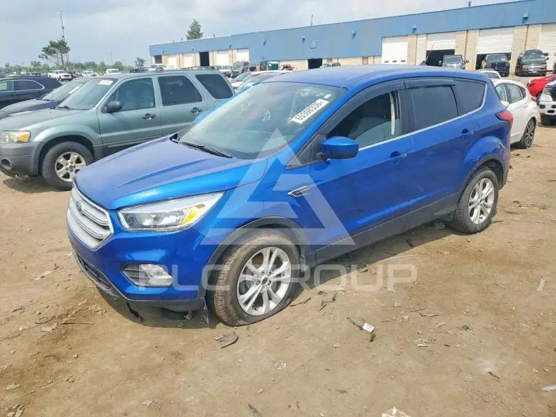 2019 Ford ESCAPE photo
