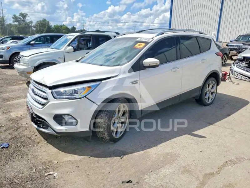 2019 Ford ESCAPE photo