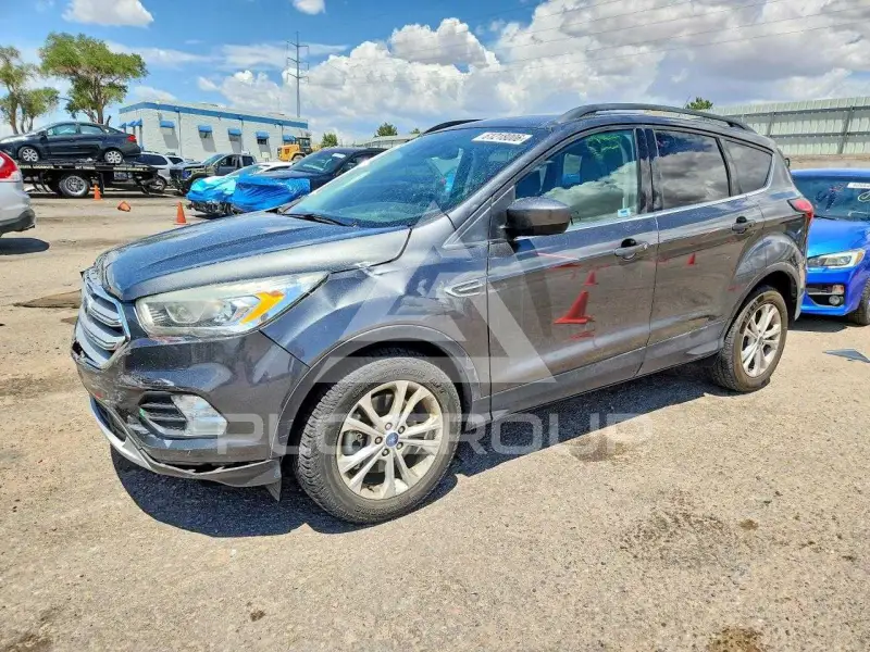 2019 Ford ESCAPE photo