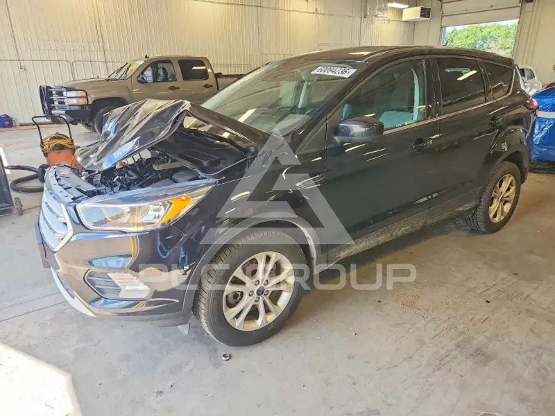 2019 Ford ESCAPE photo