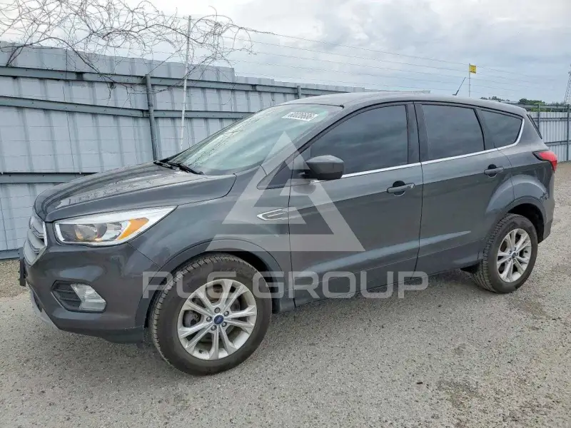 2019 Ford ESCAPE photo