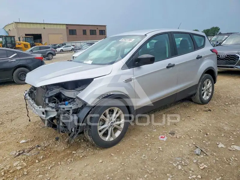 2019 Ford ESCAPE photo