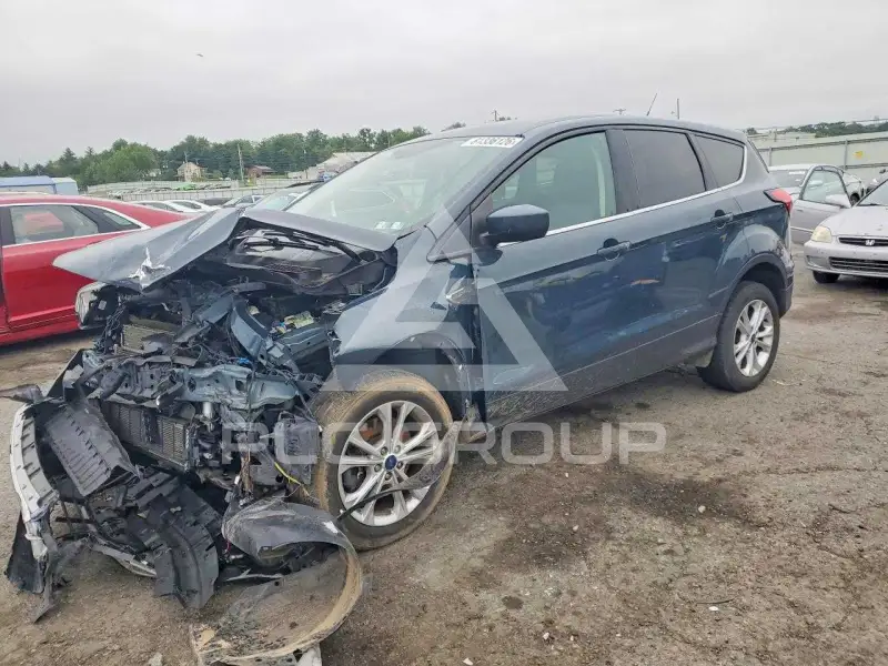 2019 Ford ESCAPE photo