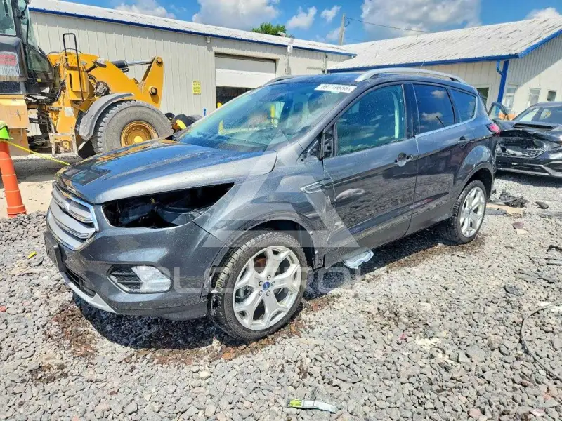 2019 Ford ESCAPE photo