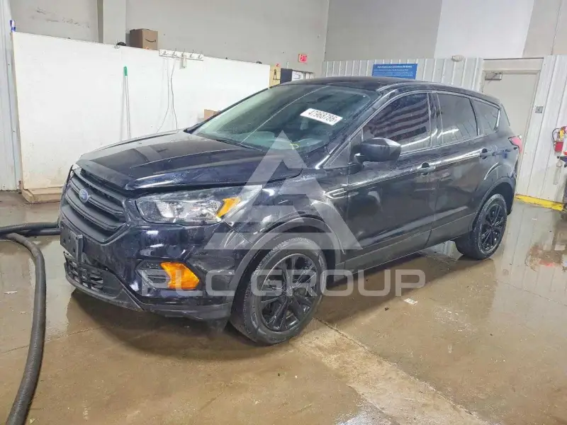 2019 Ford ESCAPE photo