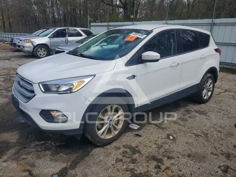 2019 Ford ESCAPE photo