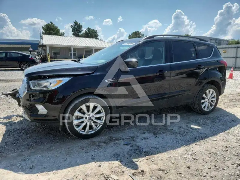 2019 Ford ESCAPE photo