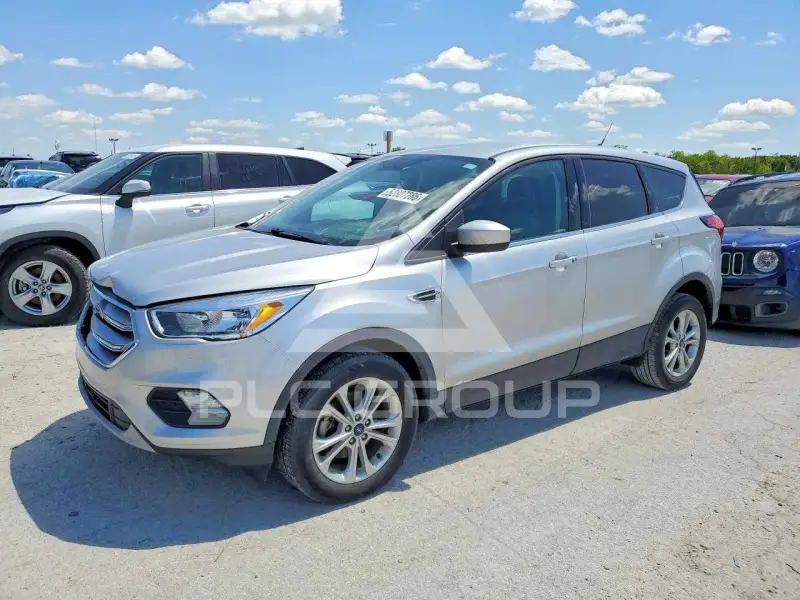 2019 Ford ESCAPE photo