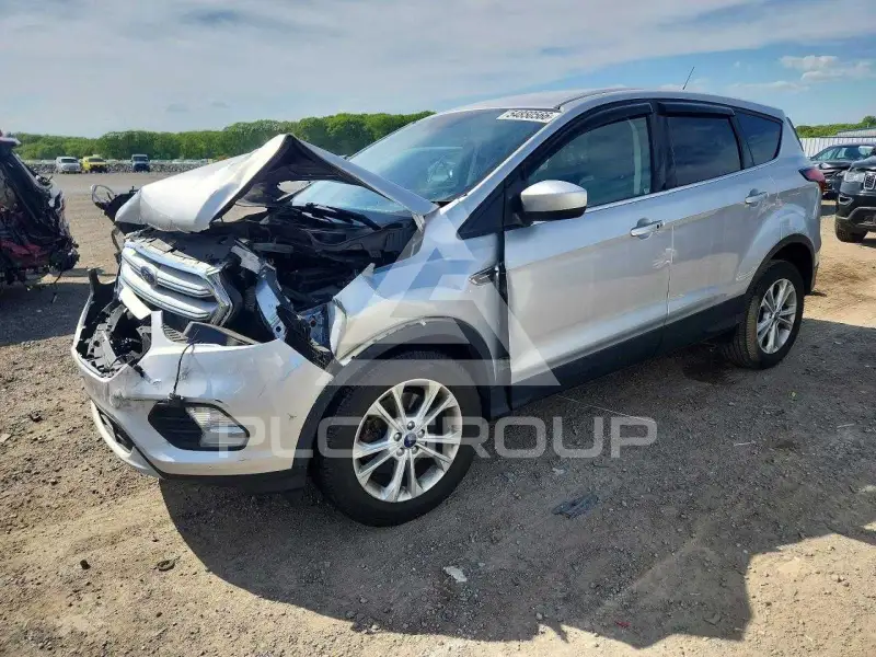 2019 Ford ESCAPE photo