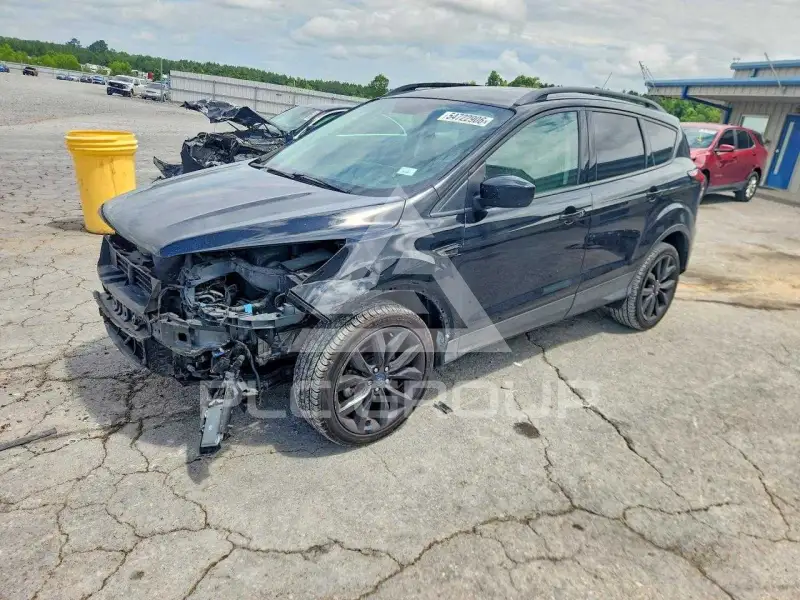 2019 Ford ESCAPE photo