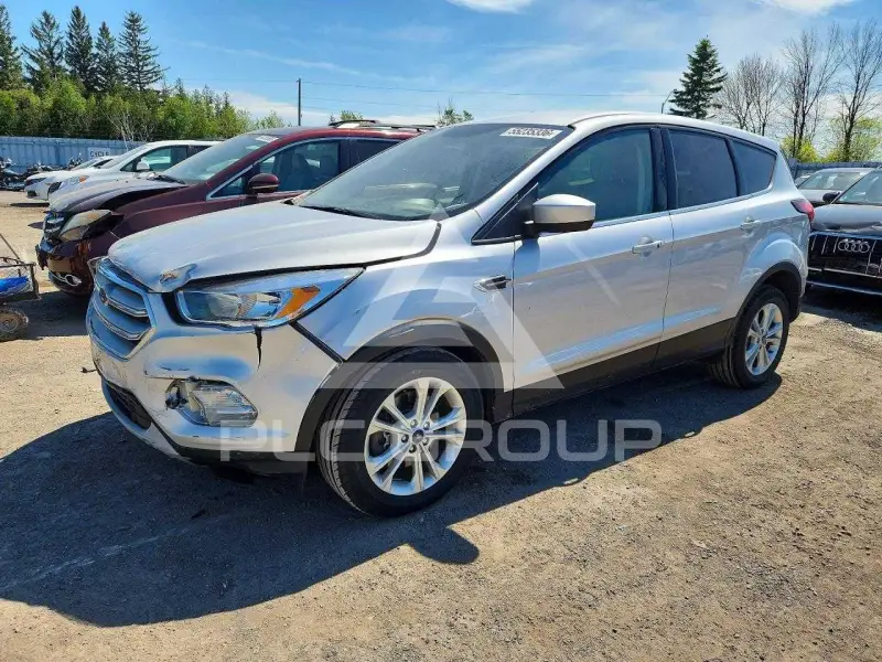 2019 Ford ESCAPE photo