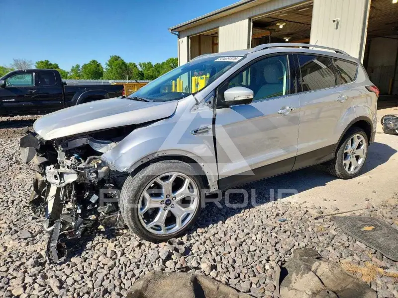 2019 Ford ESCAPE photo