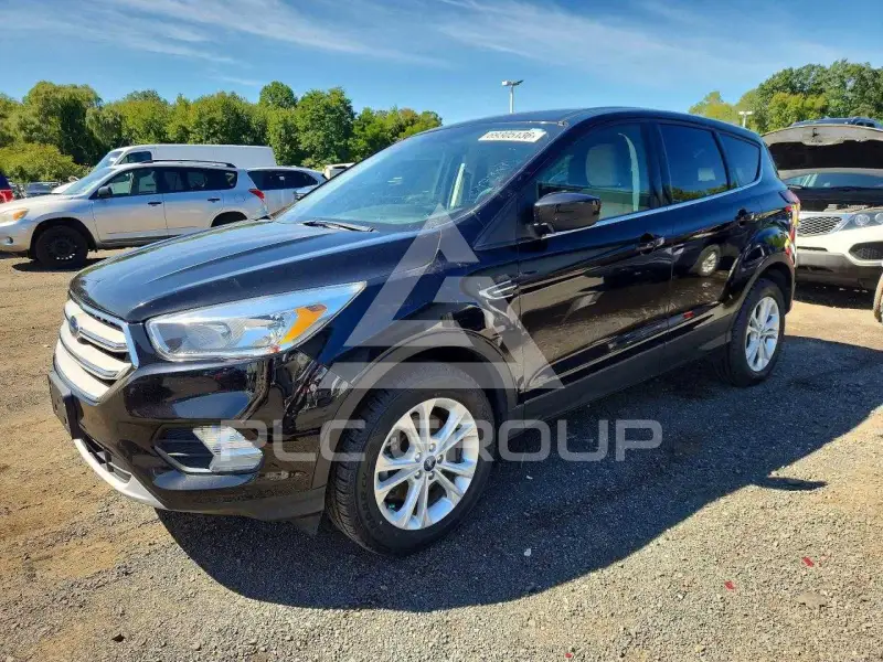 2019 Ford ESCAPE photo