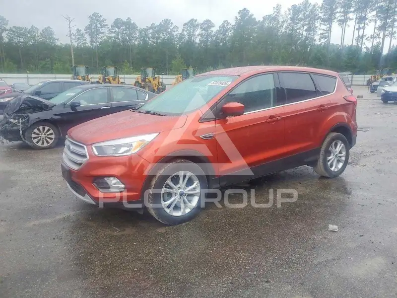 2019 Ford ESCAPE photo