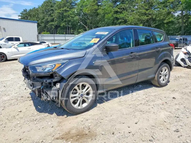 2019 Ford ESCAPE photo