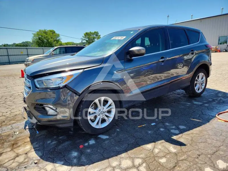 2019 Ford ESCAPE photo