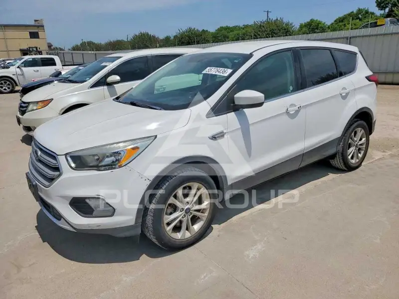 2019 Ford ESCAPE photo