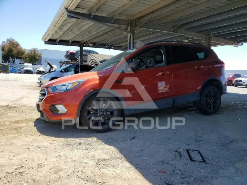 2019 Ford ESCAPE photo