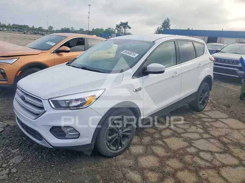 2019 Ford ESCAPE photo