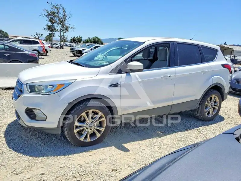 2019 Ford ESCAPE фото