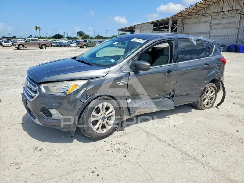 2019 Ford ESCAPE photo
