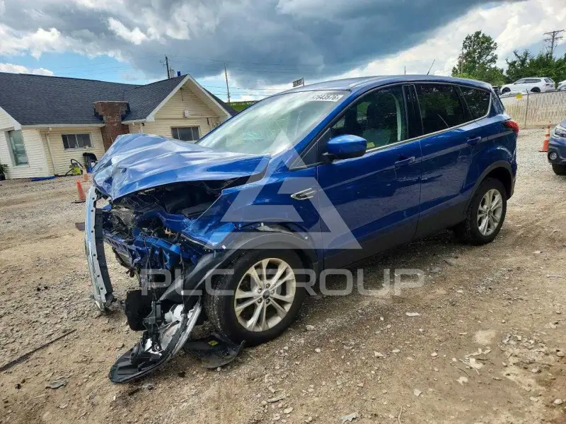 2019 Ford ESCAPE photo
