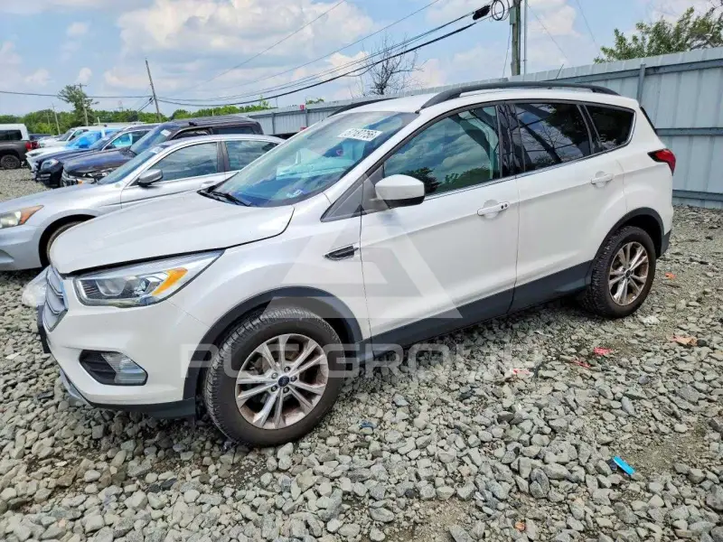 2019 Ford ESCAPE фото