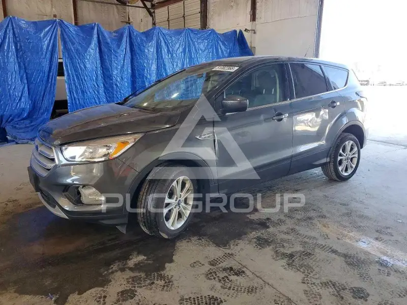 2019 Ford ESCAPE photo