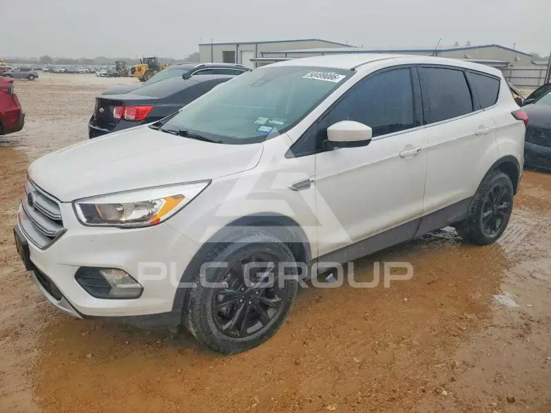 2019 Ford ESCAPE photo