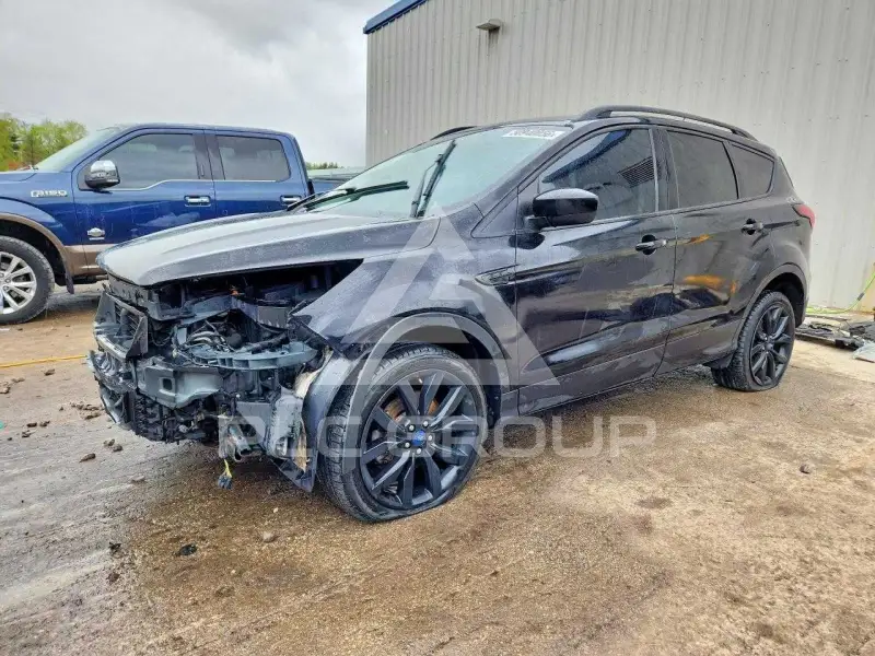 2019 Ford ESCAPE photo