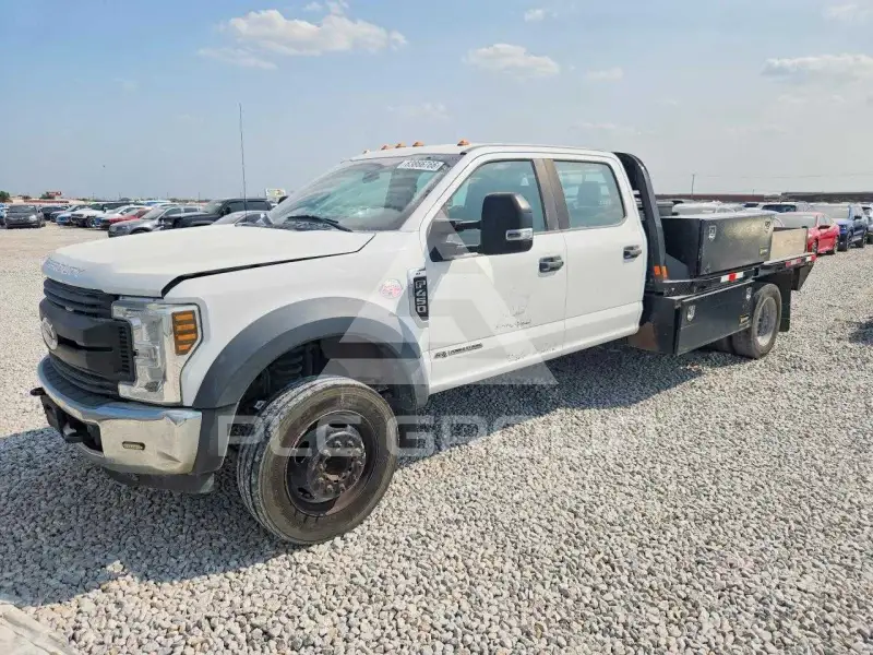 2019 Ford F-450 photo