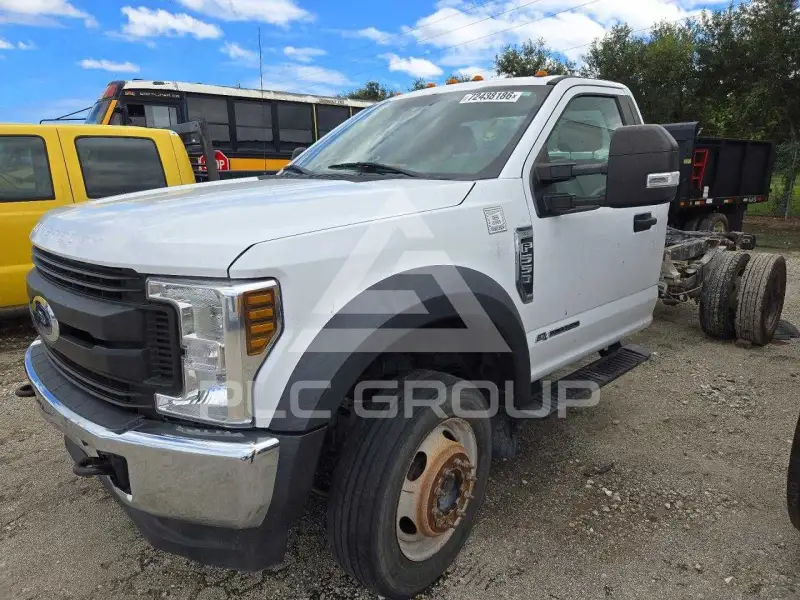 2019 Ford F-550 фото