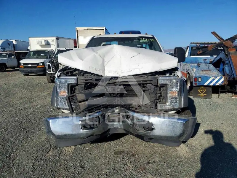 2019 Ford F-550 photo