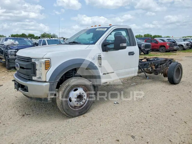 2019 Ford F-550 photo
