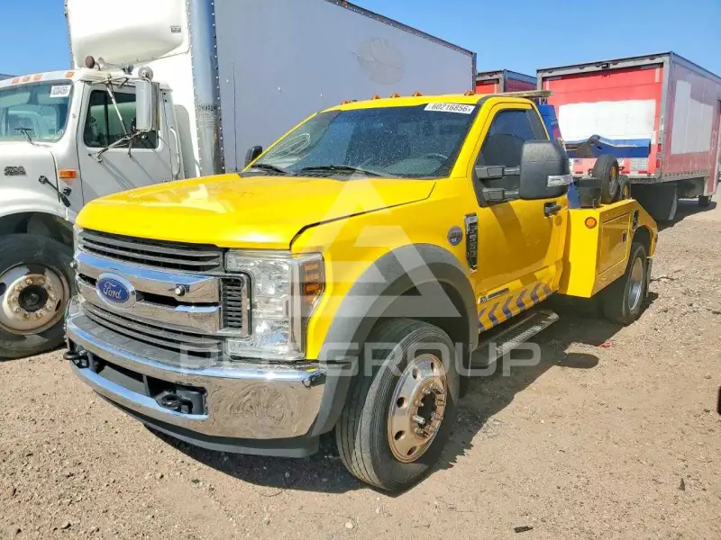 2019 Ford F-550 фото