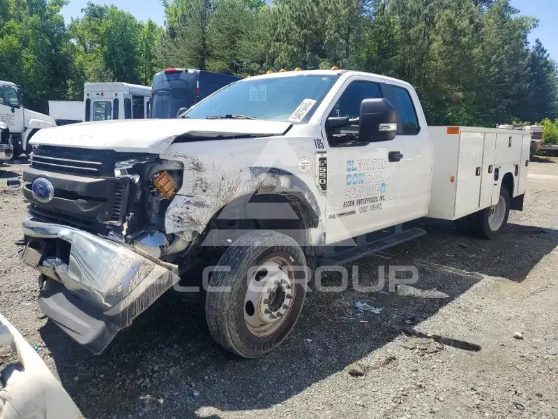 2019 Ford F-550 фото