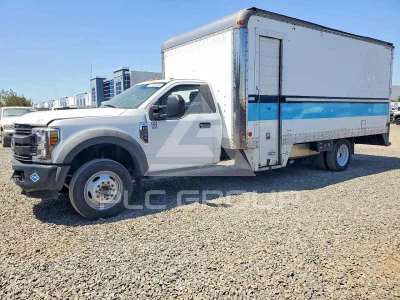 2019 Ford F-550 фото