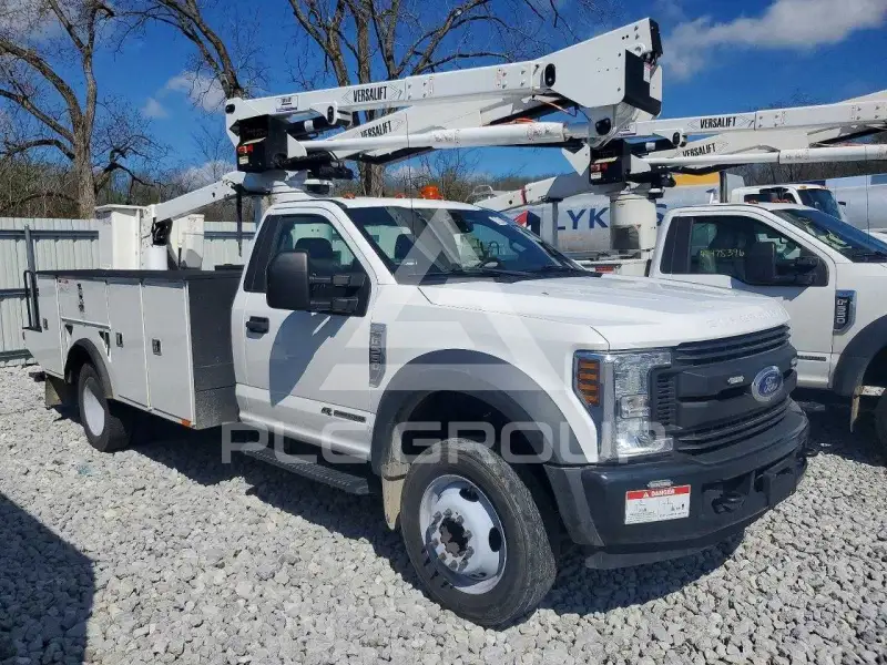 2019 Ford F-550 фото