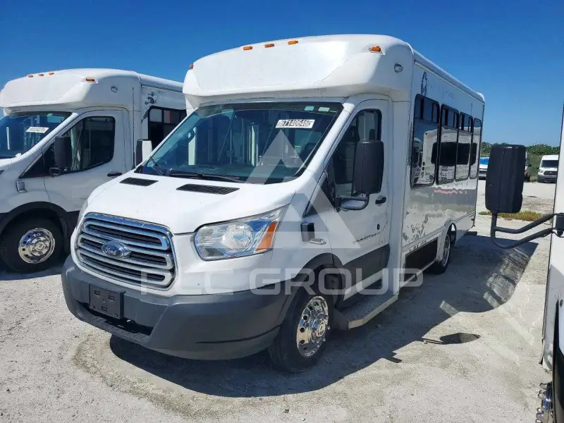 2019 Ford TRANSIT photo