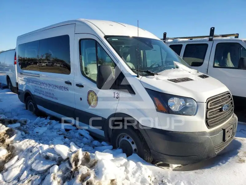 2019 Ford TRANSIT photo