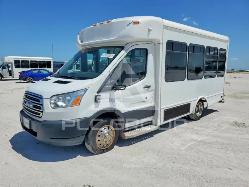 2019 Ford TRANSIT photo