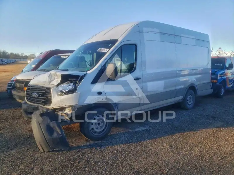 2019 Ford TRANSIT photo