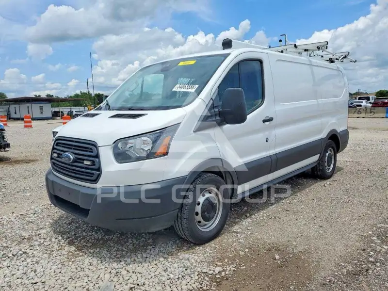 2019 Ford TRANSIT photo
