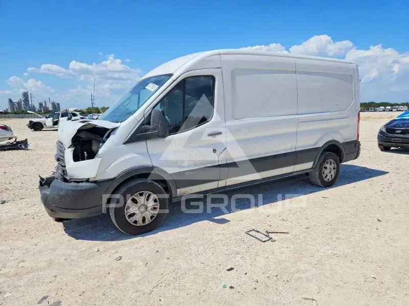 2019 Ford TRANSIT photo