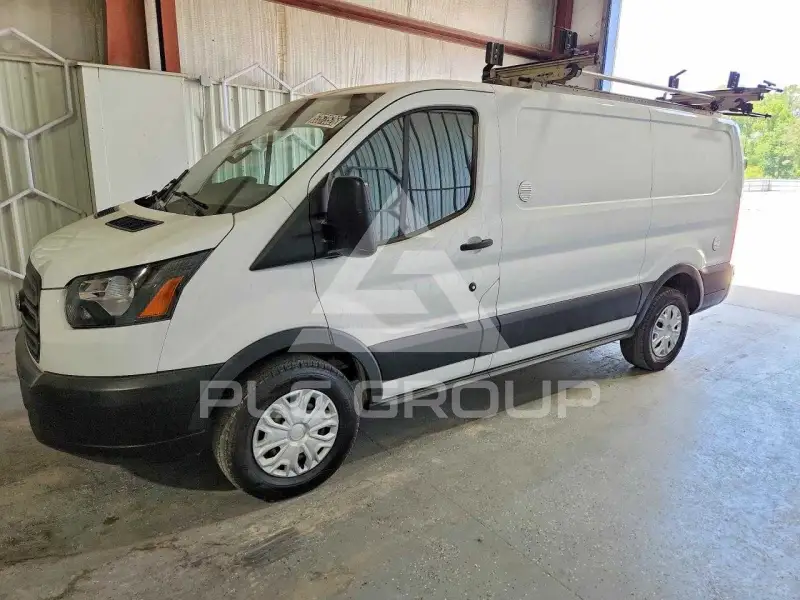 2019 Ford TRANSIT photo