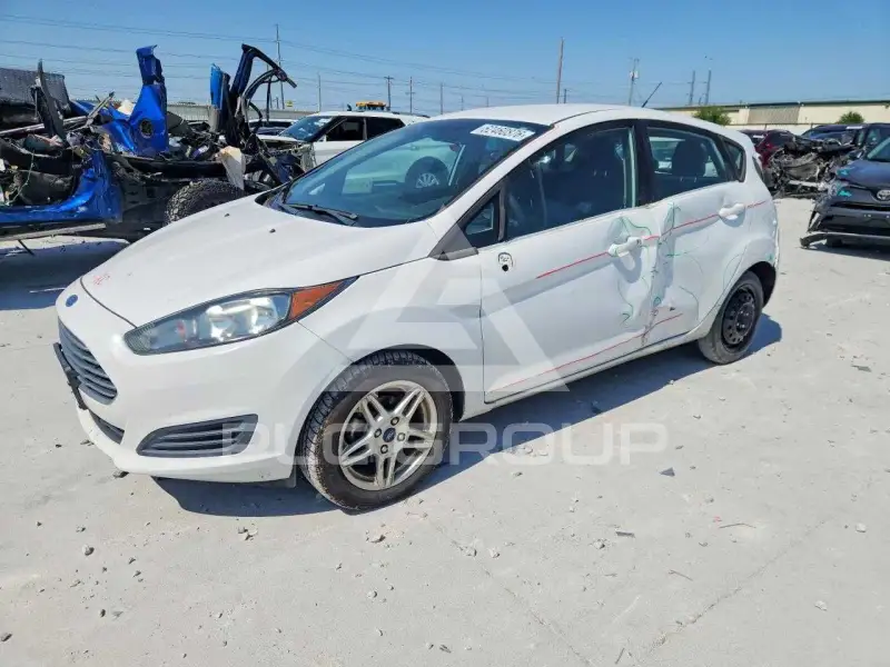 2019 Ford FIESTA photo