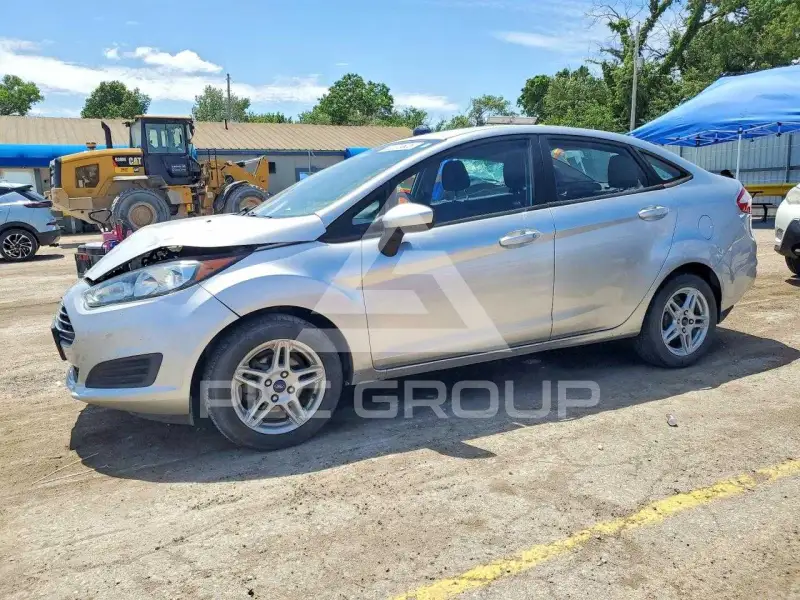 2019 Ford FIESTA photo