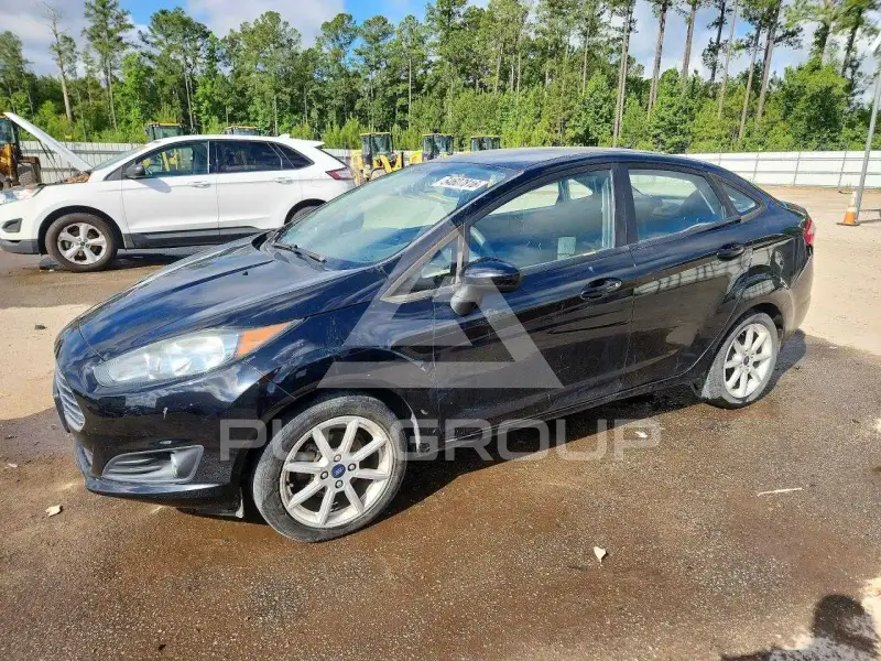 2019 Ford FIESTA photo