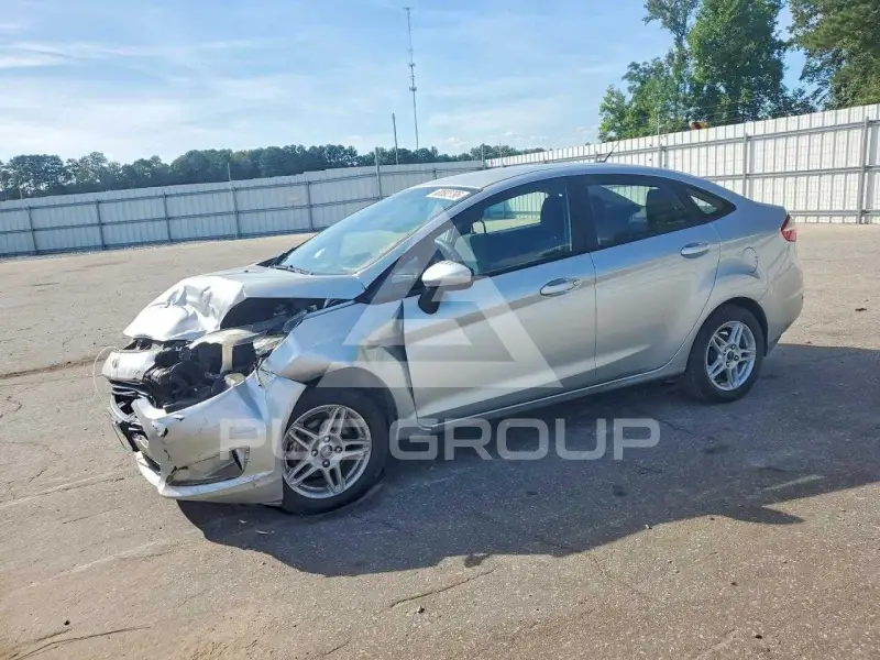 2019 Ford FIESTA photo